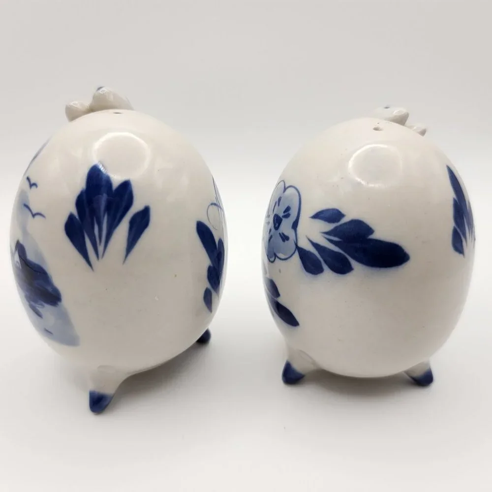 Vtg Enesco Holland Dutch Design Egg Shaped Blue White Salt & Pepper Shakers Set - Picture 2 of 8